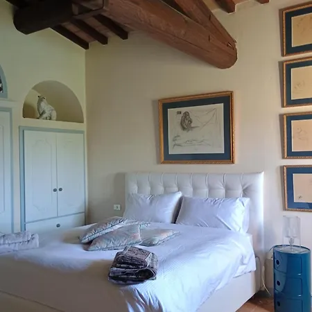 Вилла Charming 3-bedroom In Abruzzo With Wifi And Ac *